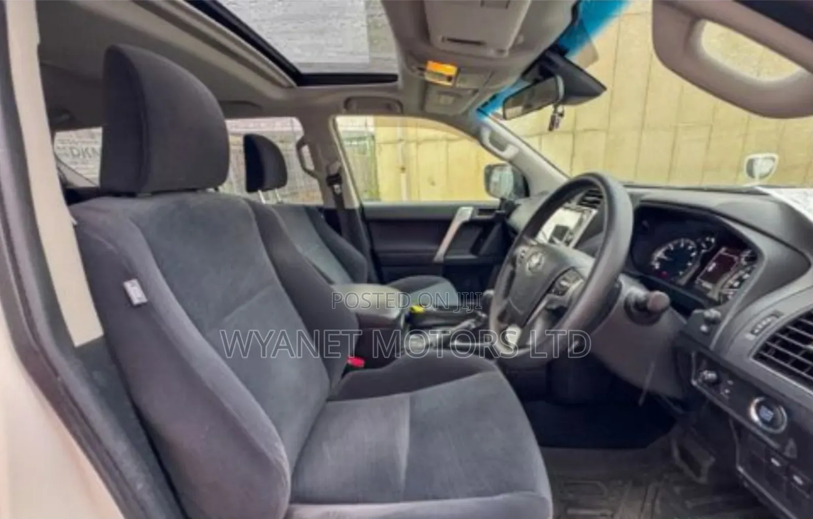 Toyota Land Cruiser Prado 2.7 2019 White