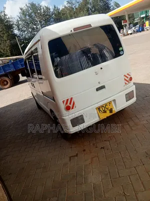 Suzuki Every 2014 White
