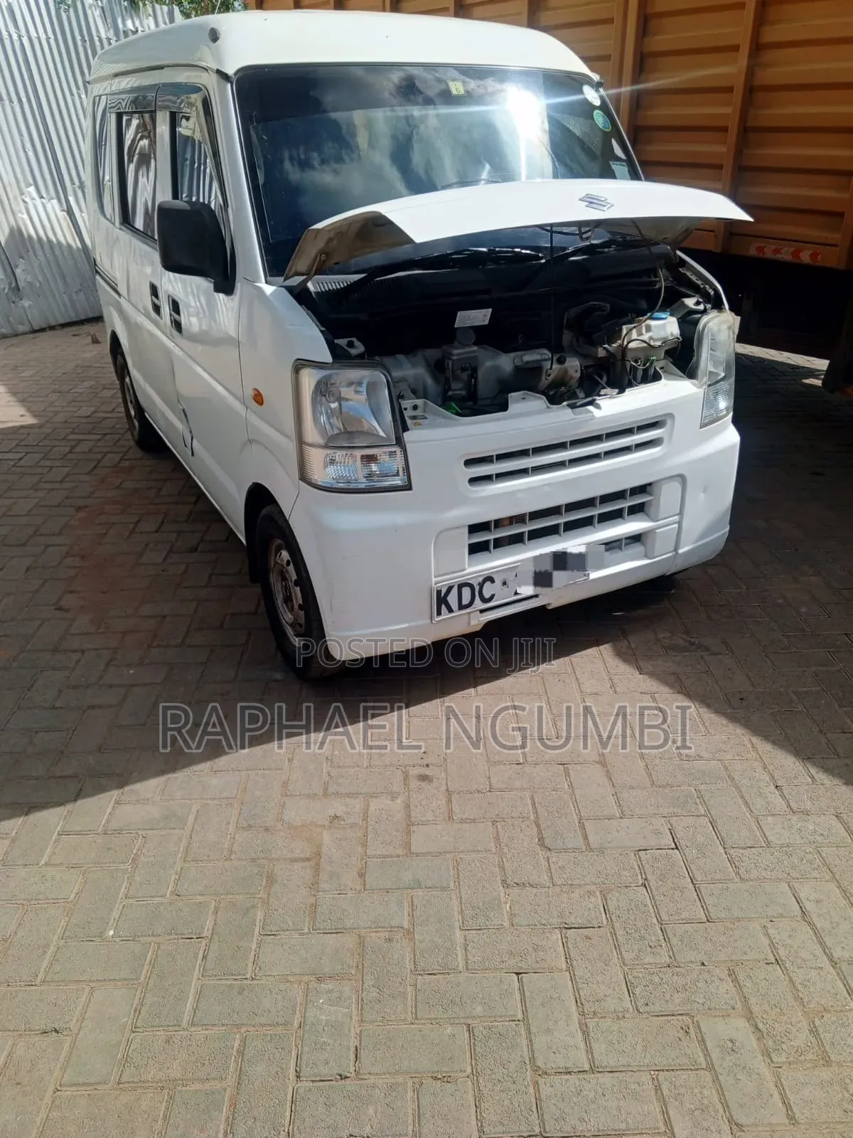 Suzuki Every 2014 White