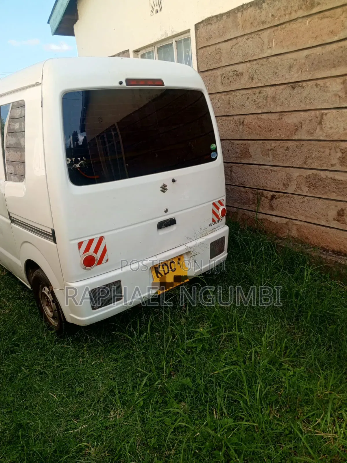 Suzuki Every 2014 White