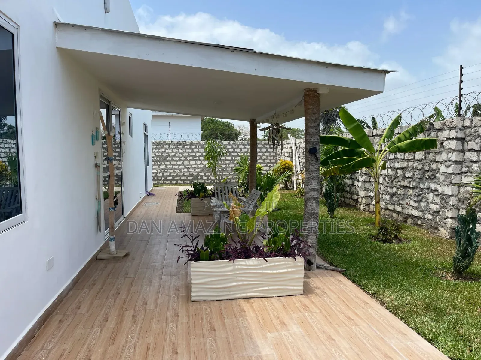 Furnished 4bdrm Villa in Galu On 1/4 Acre, Diani for sale
