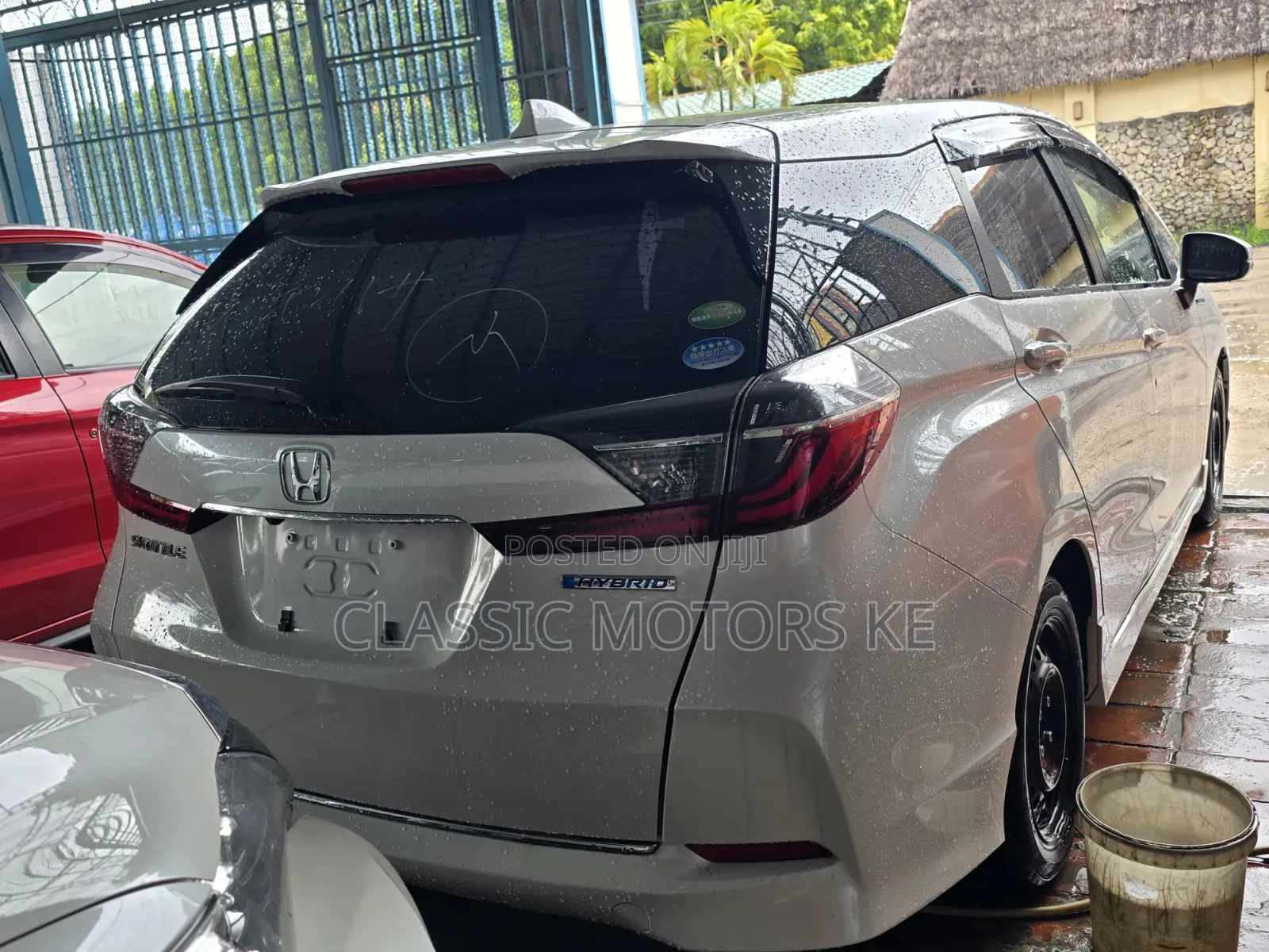 Honda Shuttle 1.5 Hybrid 2WD 2019 Pearl