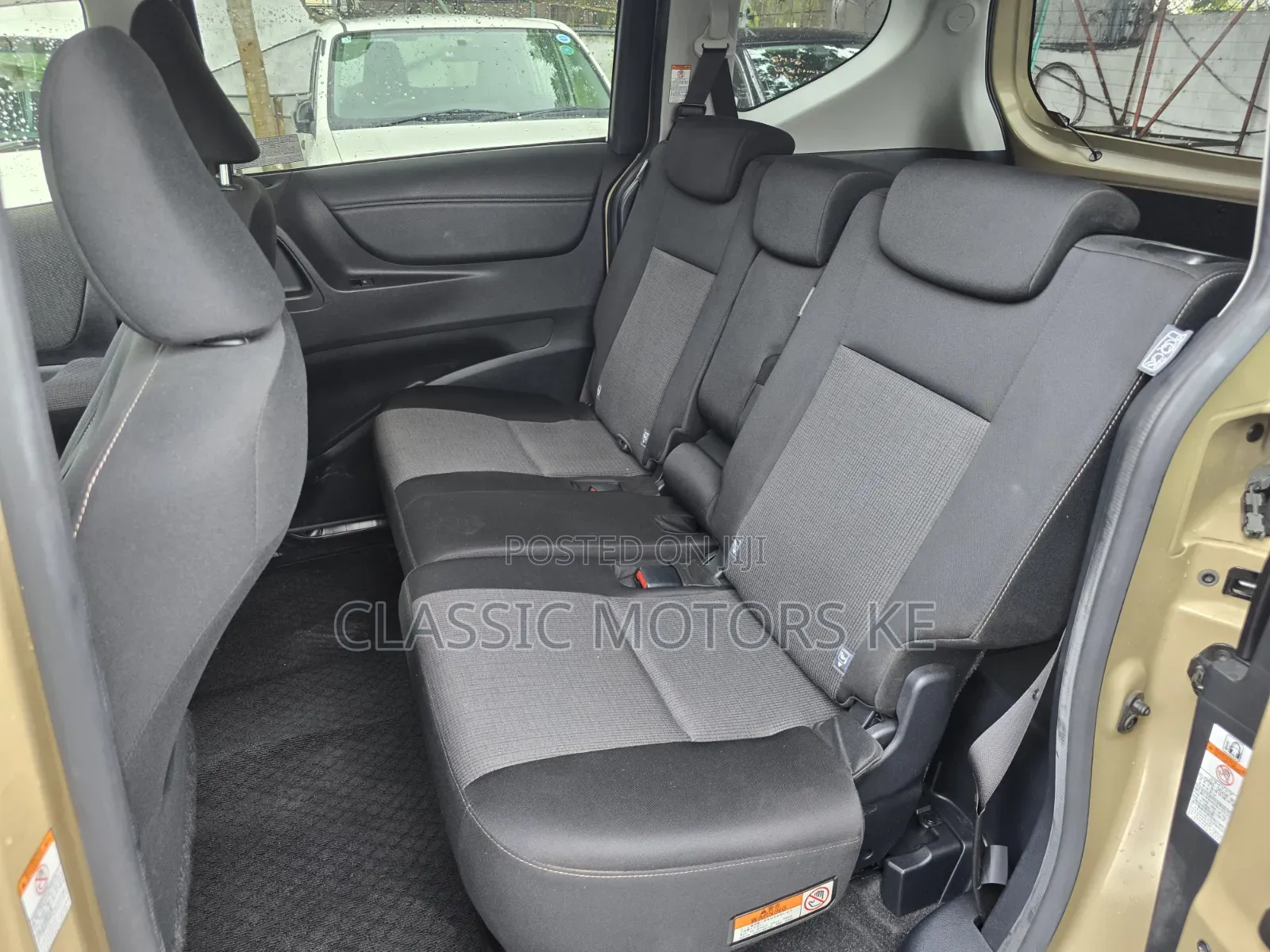 Toyota Sienta 1.5 FWD (6-seater) 2019 Beige