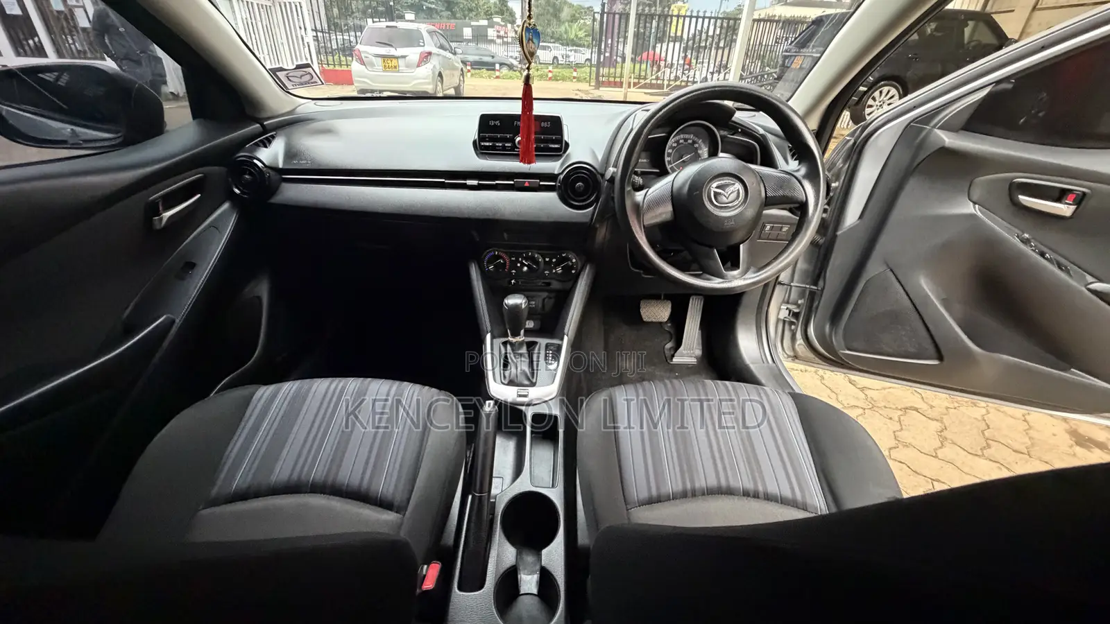 Mazda Demio 2016 Silver
