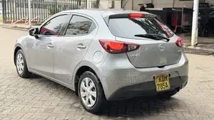 Mazda Demio 2016 Silver