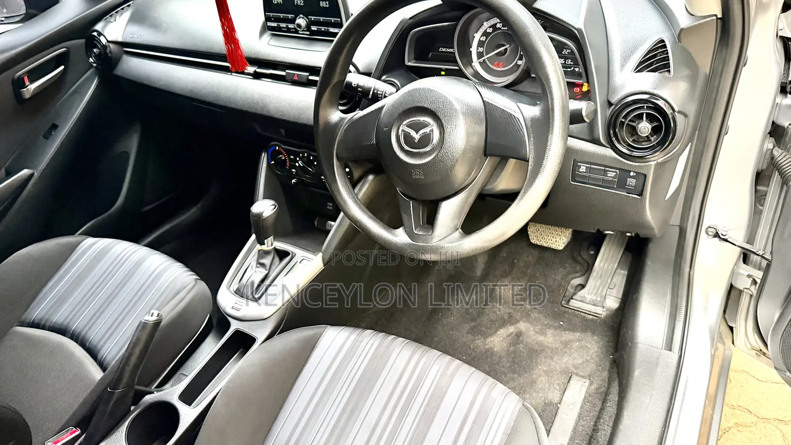 Mazda Demio 2016 Silver