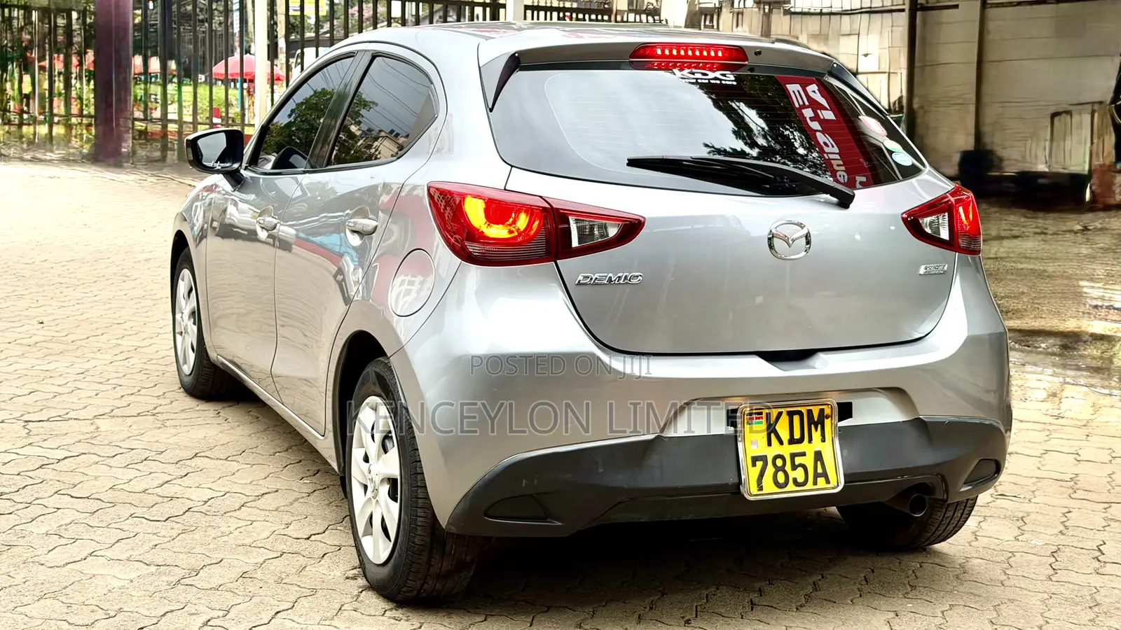 Mazda Demio 2016 Silver