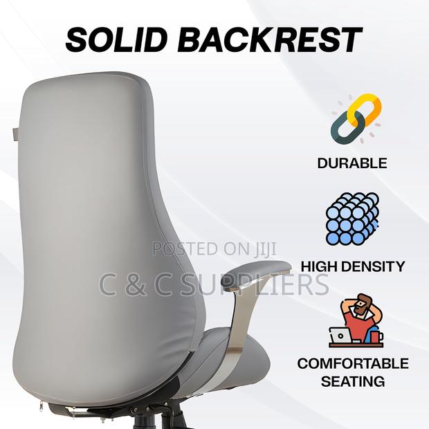 Executive Leather Office Seat - thumbnail 3