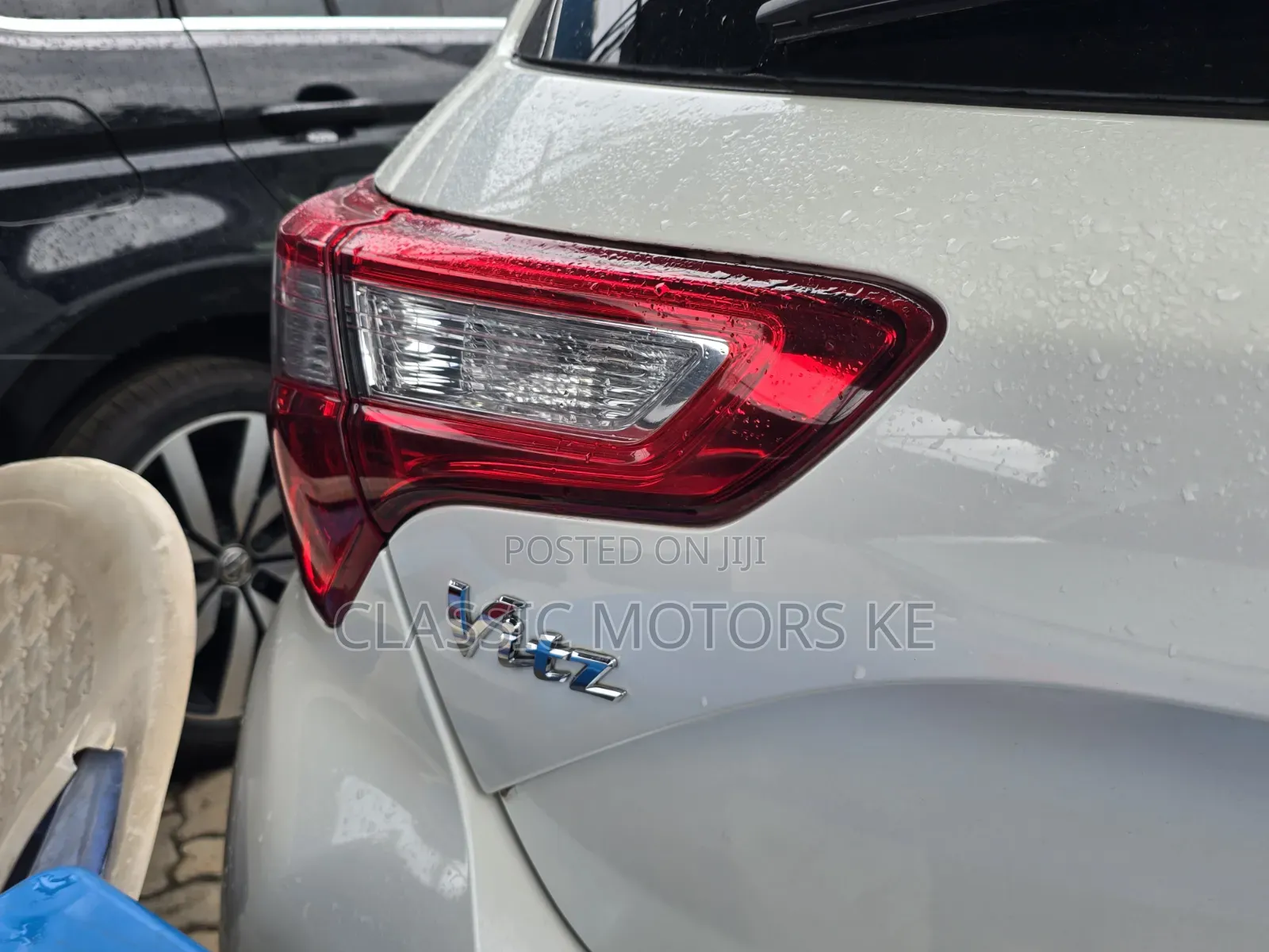 Toyota Vitz 1.3 FWD 5dr 2019 White
