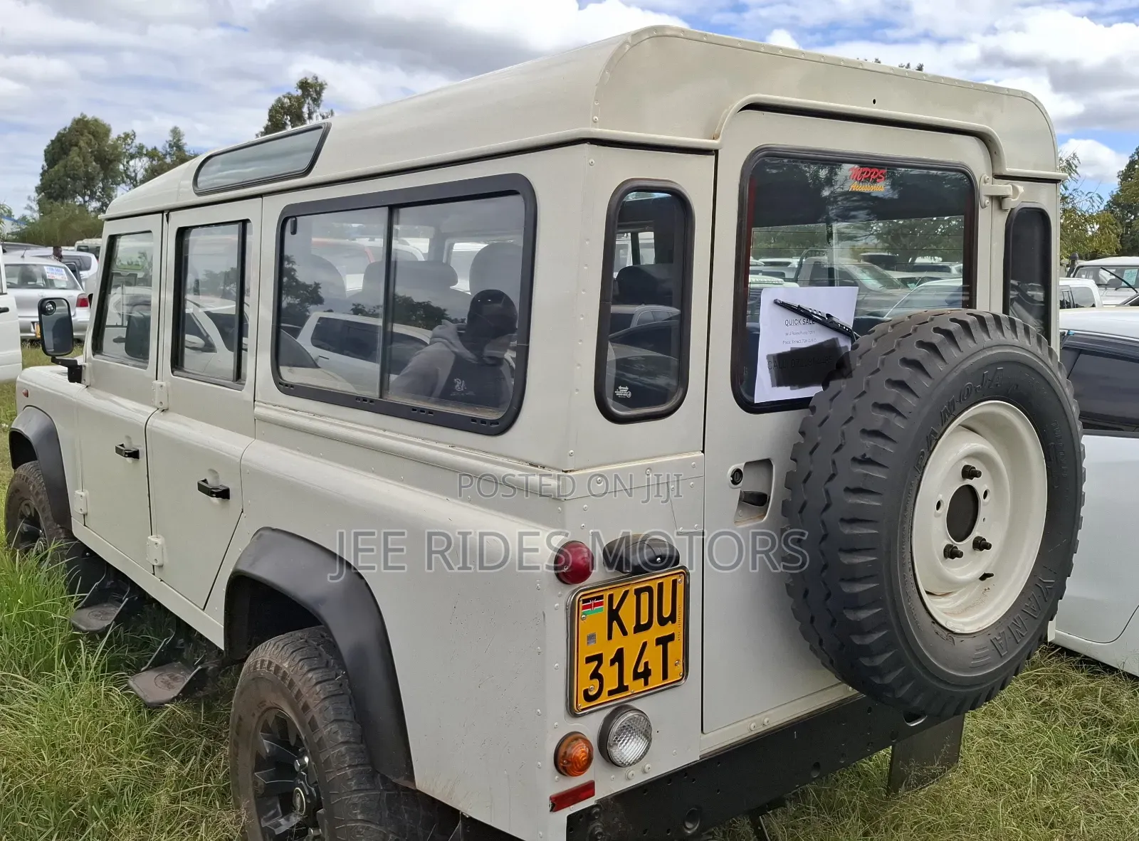 Land Rover Defender Puma 110 2.4 TD 2011 White