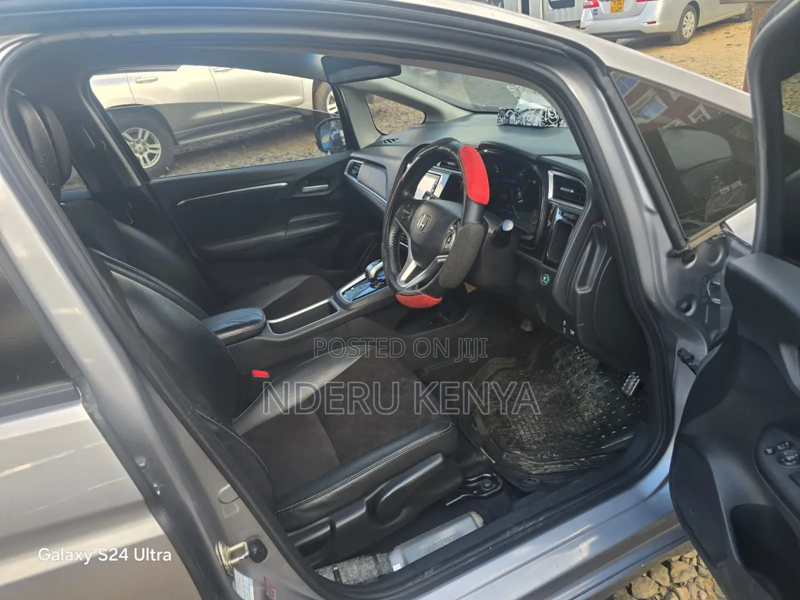 Honda Shuttle 1.5 Hybrid 2WD 2017 Silver