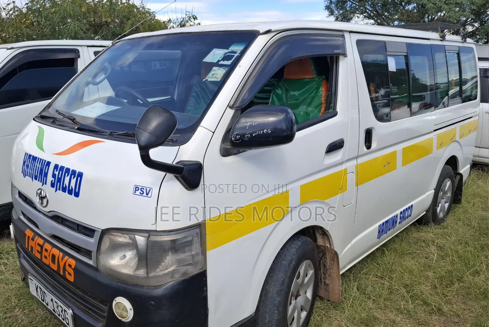 Toyota HiAce 2013 White