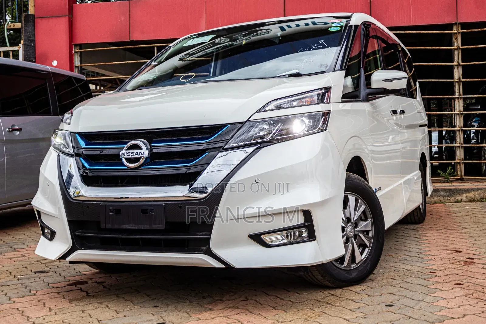 Nissan Serena 2019 Beige