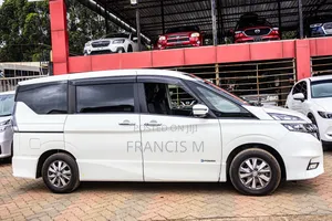 Nissan Serena 2019 Beige