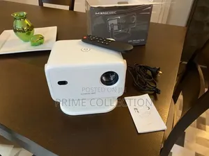 L018 Android Projector 650 Ansi Lumens Native 1080p Support