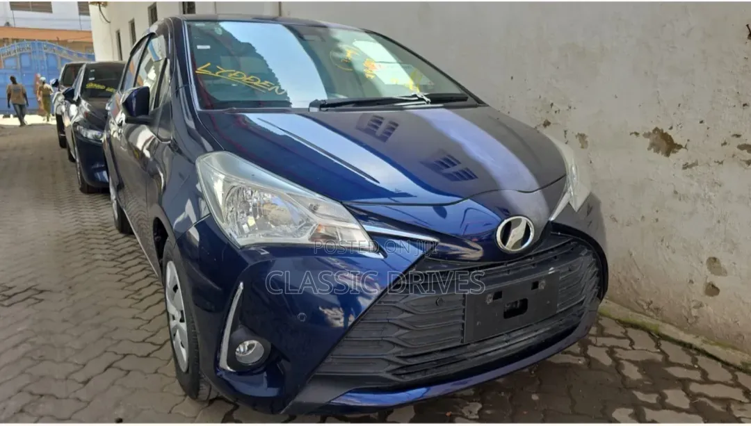 Toyota Vitz 2019 Blue