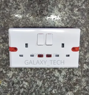 Uk 3-Pin Double Sockets