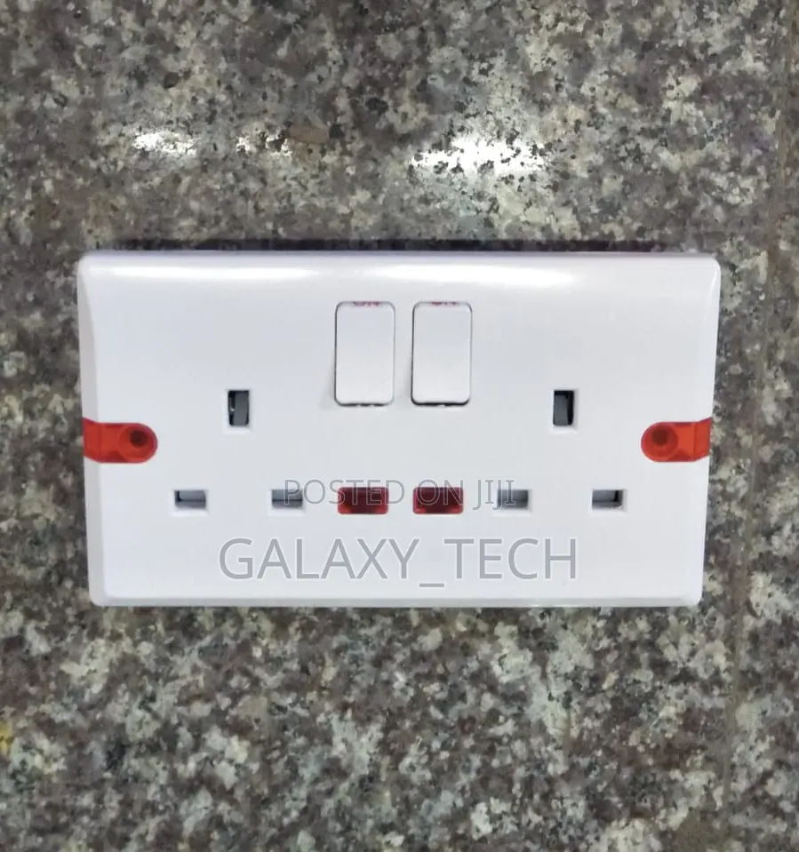 Uk 3-Pin Double Sockets