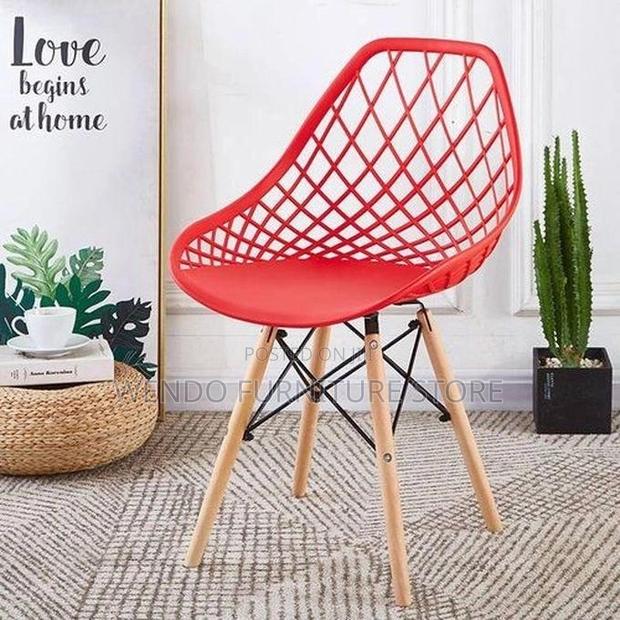 Home Chairs; Plastic Crafted Modern Dining Chairs