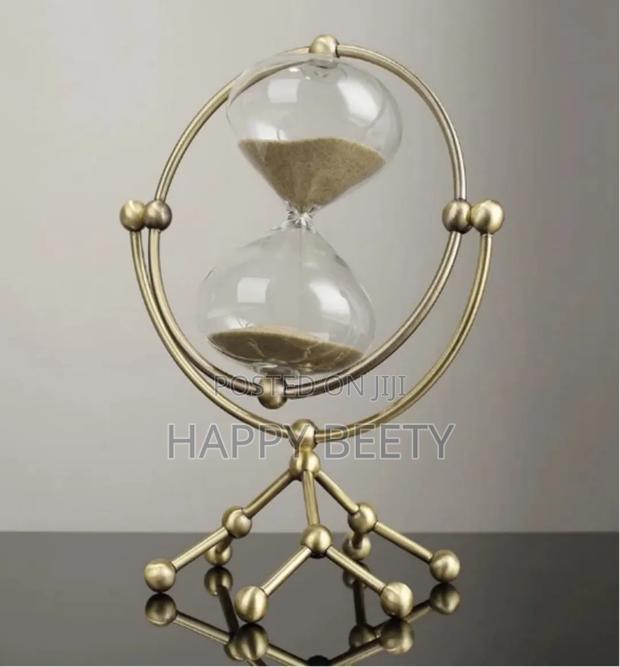 Elegant Metal Frame 30mins Timer Hourglass - thumbnail 4