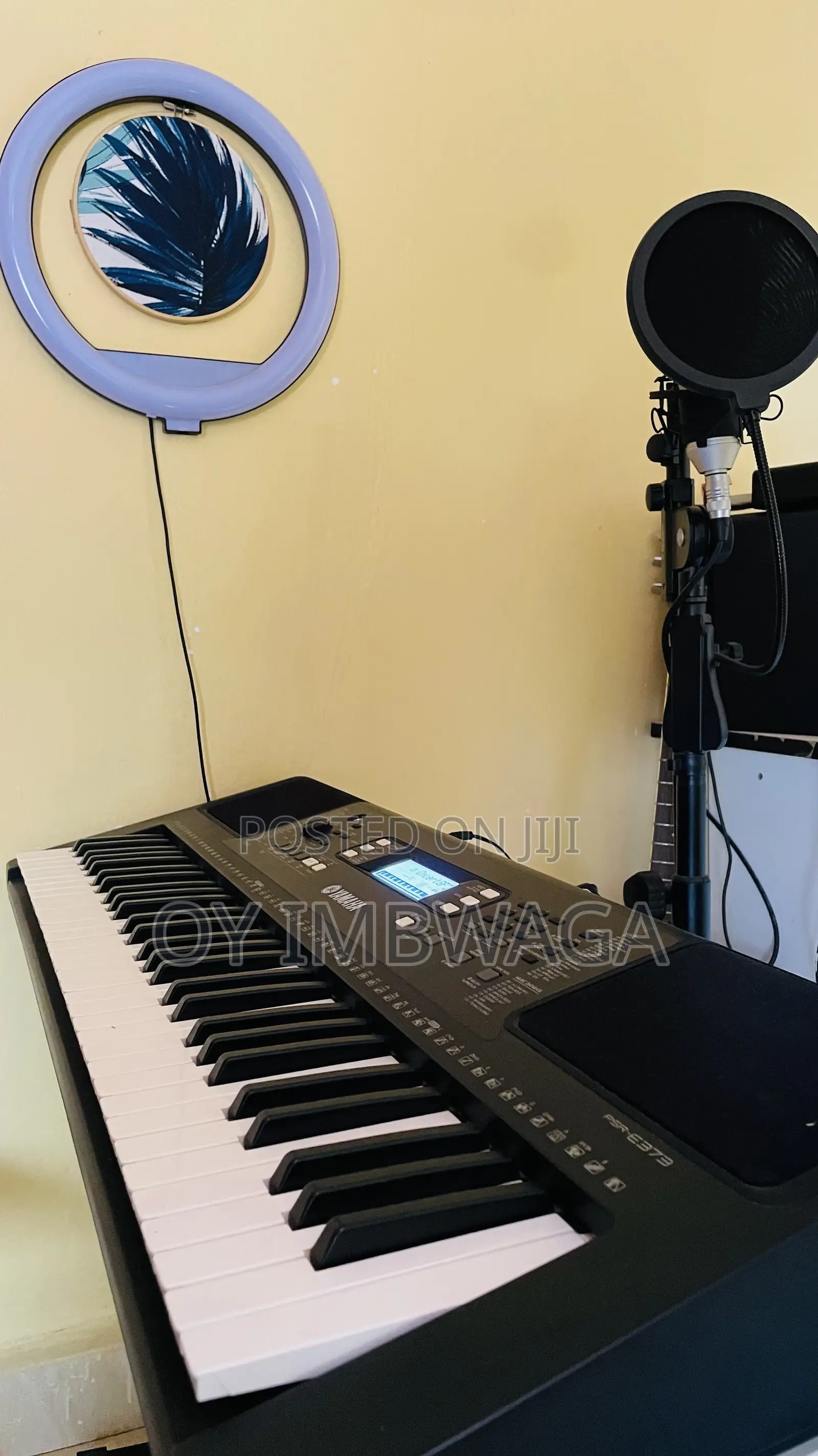 Yamaha Psr E373 Piano Keyboard