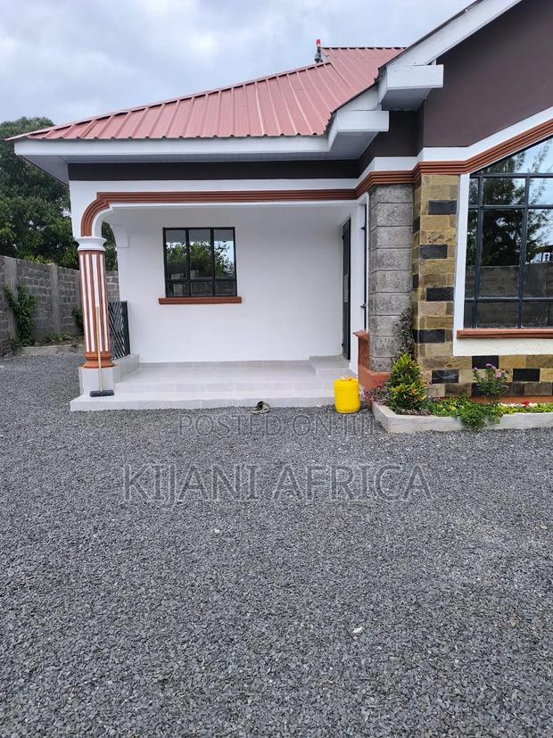 3bdrm Bungalow in Kenyatta Road / Theta for sale