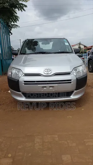 Toyota Succeed 2020 Silver