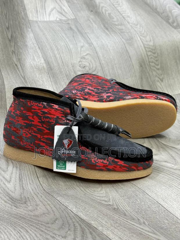 Clarks Unruly Red Black Boots - thumbnail 2