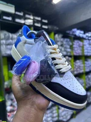 Air Jordan 1 Low Travis Scott Fragment Sneakers