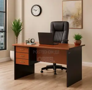 Office Desk : 1.4m Imported Executive Office Desk With 3-Drawers