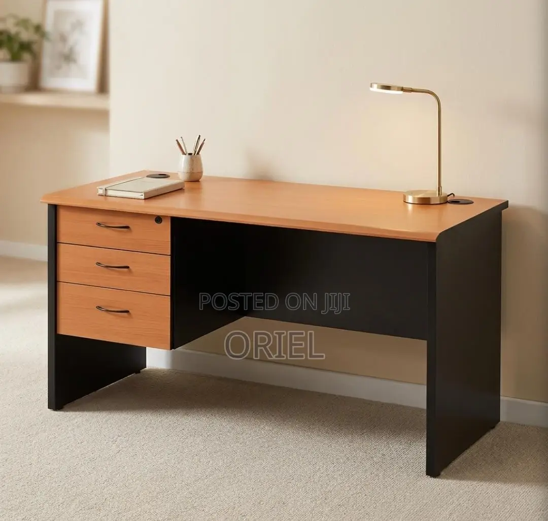 Office Desk : 1.4m Imported Executive Office Desk With 3-Drawers