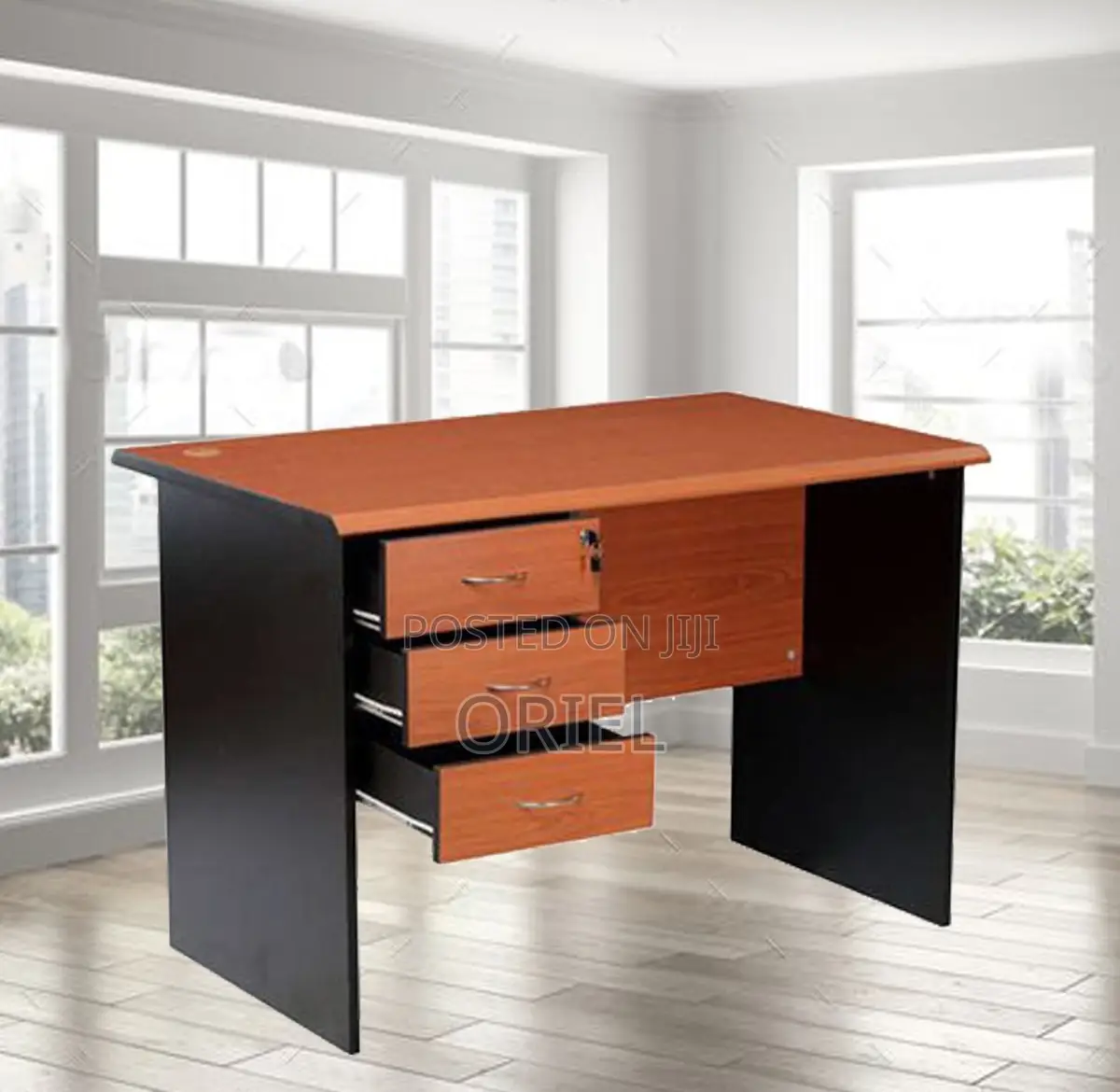 Office Desk : 1.4m Imported Executive Office Desk With 3-Drawers