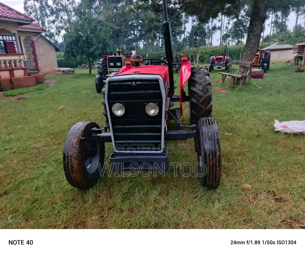 Tractor Massey Ferguson 240
