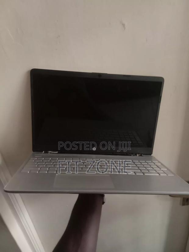 Laptop HP 15S 4GB AMD Ryzen 3 SSD 256GB
