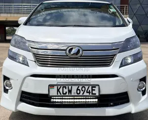 Toyota Noah 2012 White