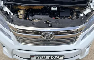 Toyota Noah 2012 White