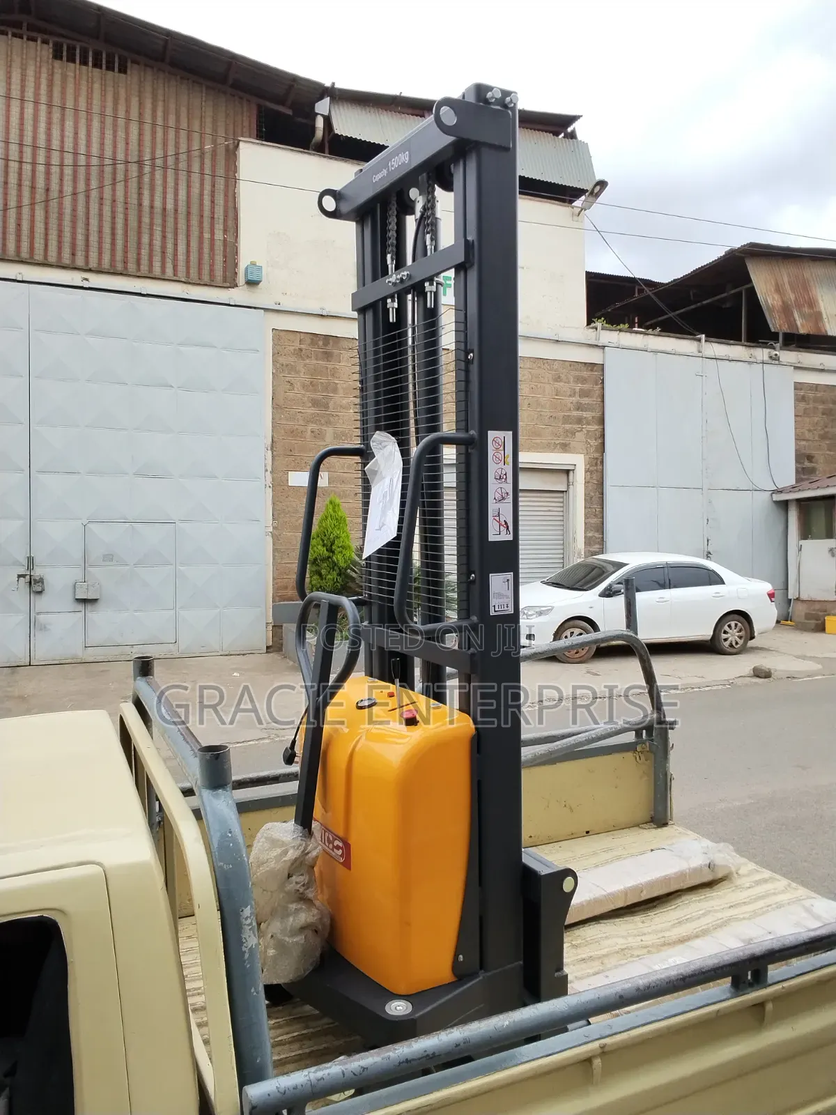 Semi Electric Stacker
