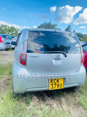 Toyota Passo 2009 Silver