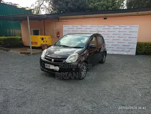 Toyota Passo 1.0 FWD 2014 Purple