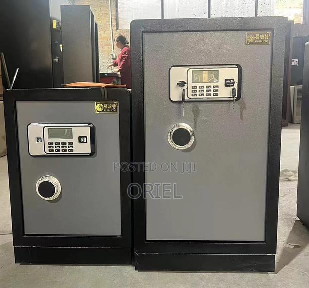 Office Safe : 70kg Heavy-Duty Digital Security Locker Safe - thumbnail 7