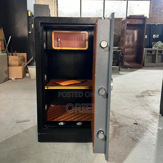 Office Safe : 70kg Heavy-Duty Digital Security Locker Safe - thumbnail 9