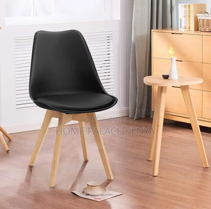 Household Chair: Durable Plastic Shell Dining Chair With Padded Seat