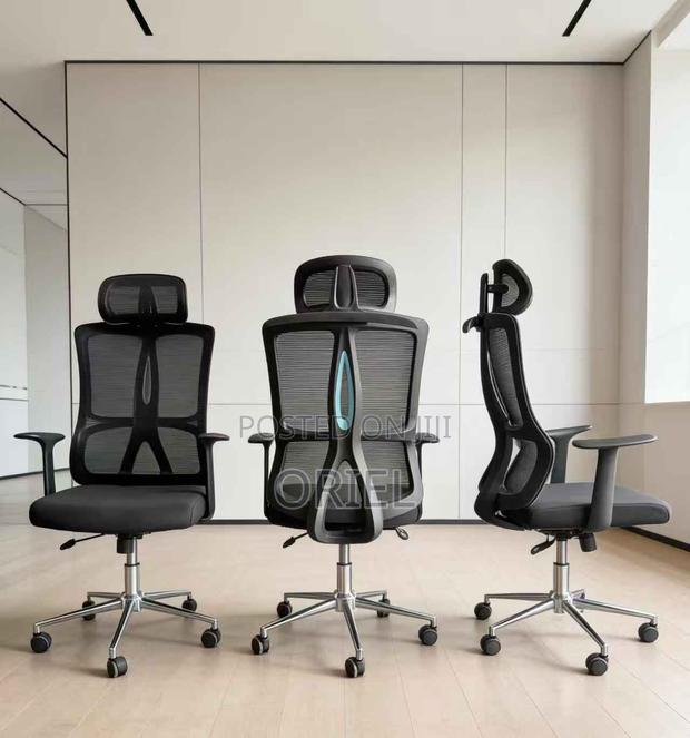Office Chair : High-Back Office Fabric Chair