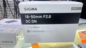 Sigma 18-50mm F2.8dc