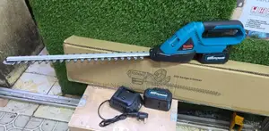 Makita Cordless Hedge Trimmer