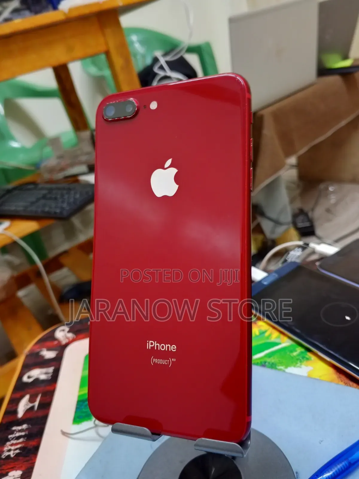 Apple iPhone 8 Plus 64 GB Red