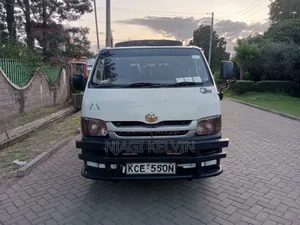 Toyota HiAce 2008 White
