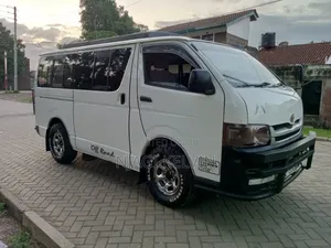 Toyota HiAce 2008 White