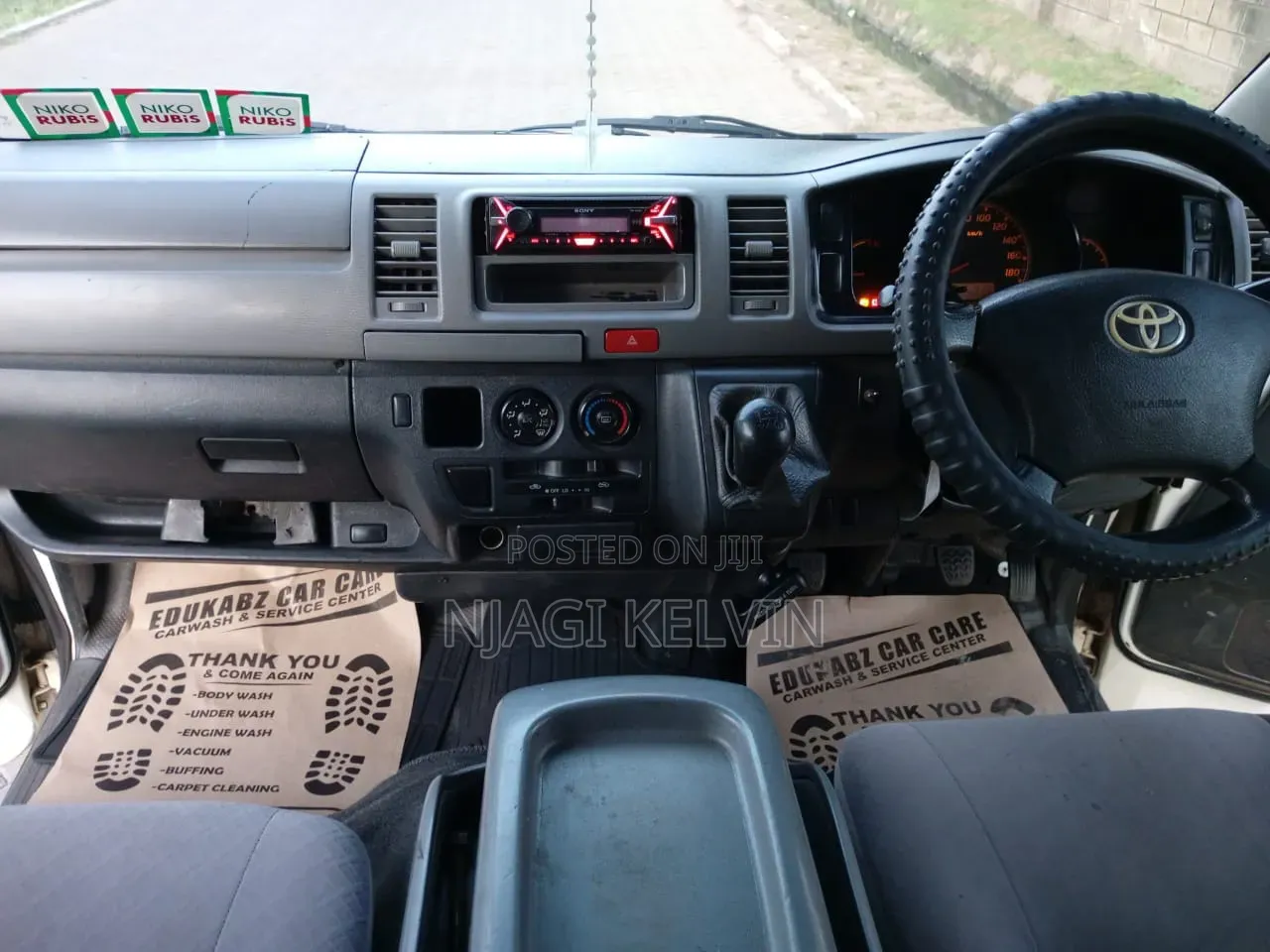 Toyota HiAce 2008 White