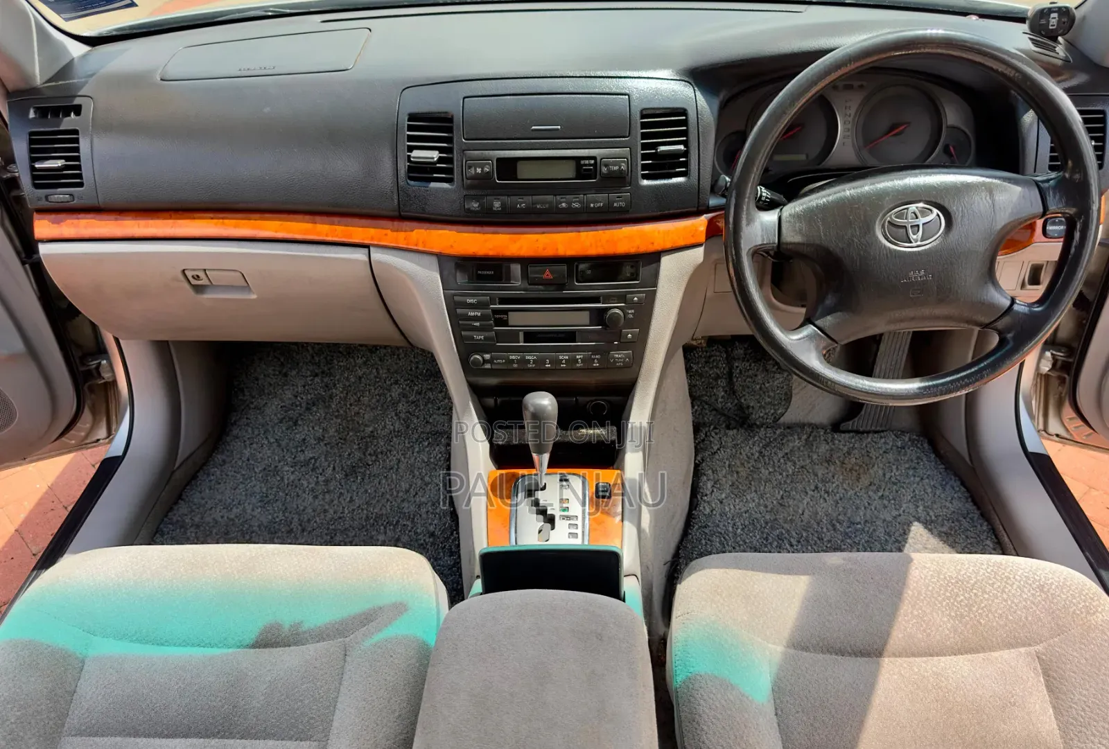 Toyota Mark II 2000 Silver